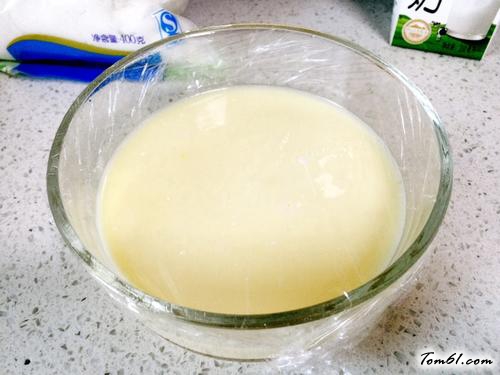 【牛奶蒸蛋】