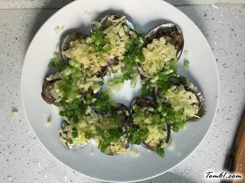 【粉丝蒸鲍鱼】