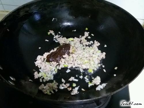 【肉末蒸豆腐】