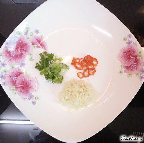 【蒜蓉粉丝蒸元贝】