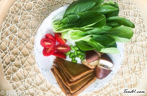 【蒸烤鲜肉豆皮】