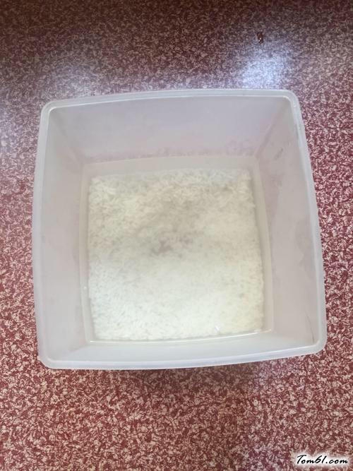 【玉米胡萝卜糯米珍珠丸子】