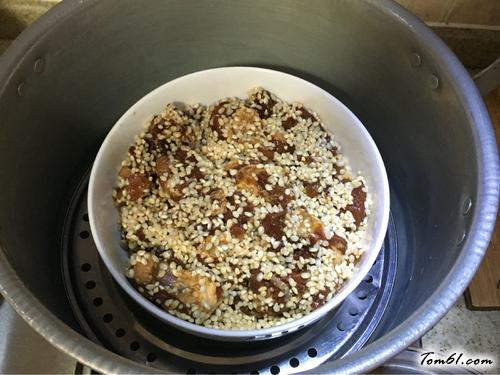 【糯米蒸排骨】