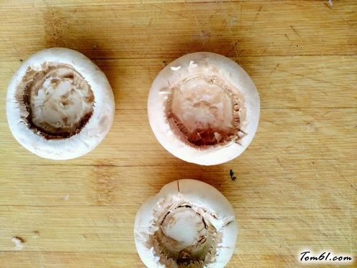 【口菇豆腐盅】