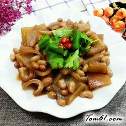 花生卤猪皮的做法