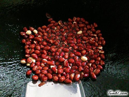 【凉拌豌豆凉粉】