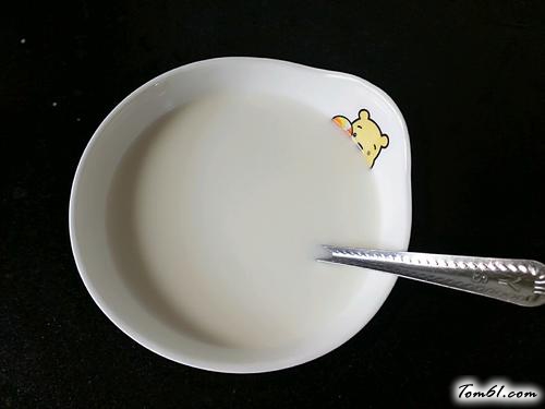 【凉拌豌豆凉粉】