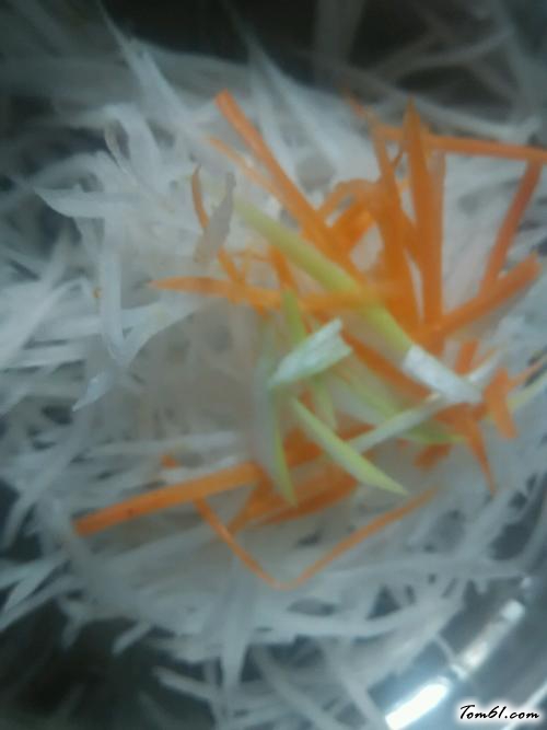 【凉拌白萝卜丝】