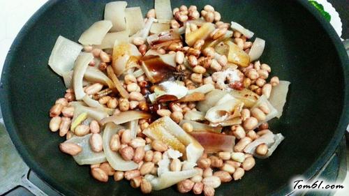 【花生卤猪皮】