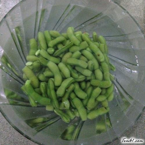 【爽口红油毛豆】