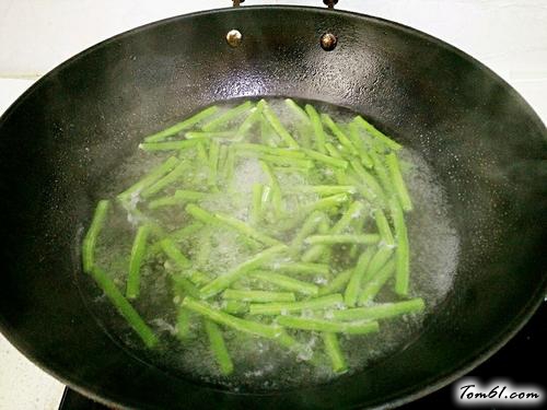 【凉拌长豆角】