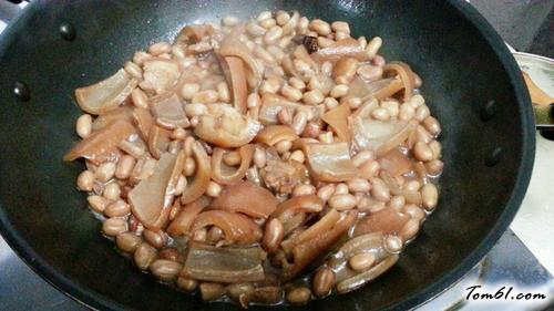 【花生卤猪皮】