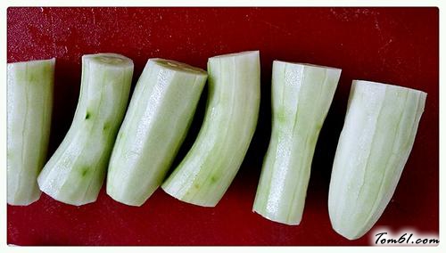 【酸辣黄瓜粉丝】