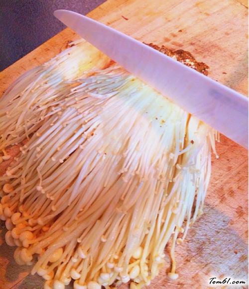 【凉拌金针菇】