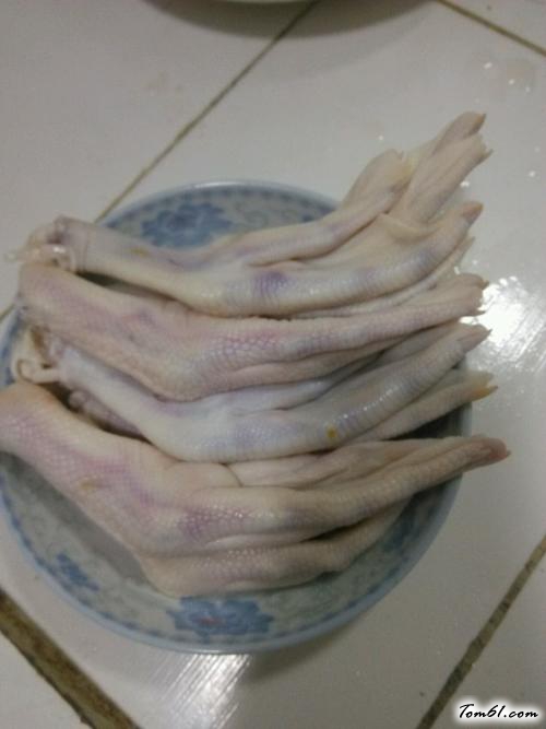 【五香鸭掌】