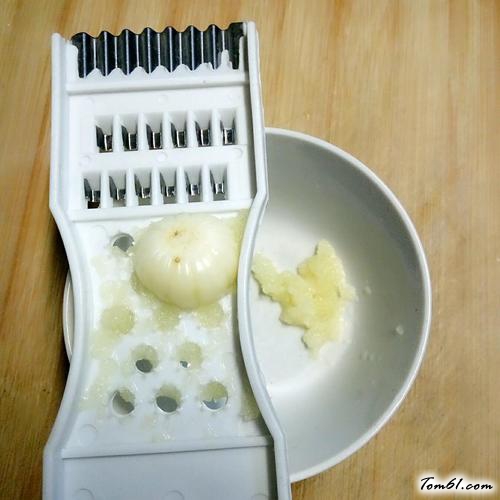 【凉拌绿豆芽】