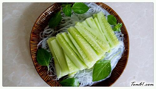 【酸辣黄瓜粉丝】