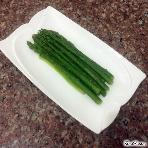 【白灼芦笋】
