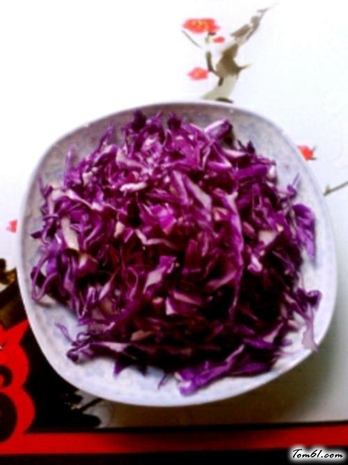 【海带拌紫甘蓝】