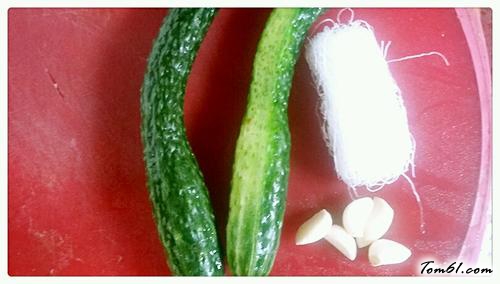 【酸辣黄瓜粉丝】