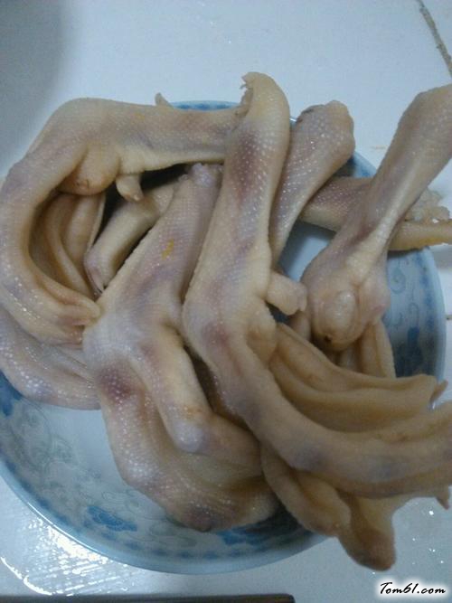 【五香鸭掌】