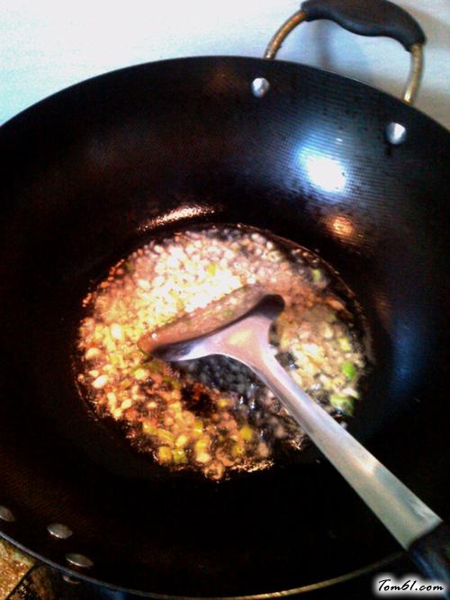 【虾尾凉豆腐】