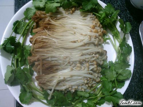 【凉拌金针菇】