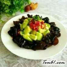 黄瓜拌木耳的做法