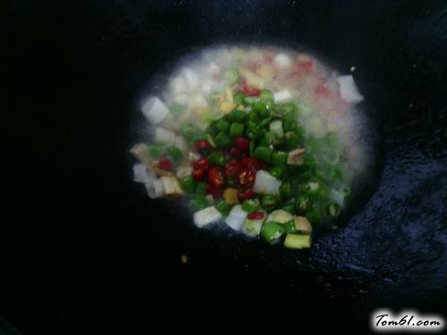 【凉拌金针菇】