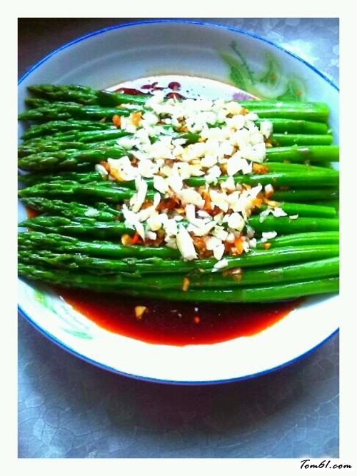 【蒜香芦笋】