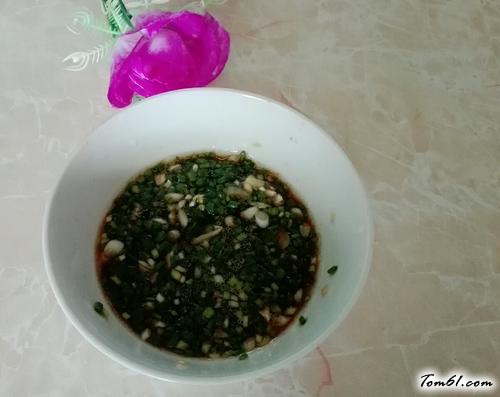 【凉拌金针菇】