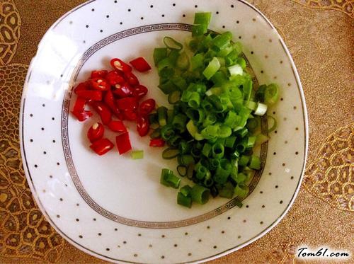 【猪耳拌黄瓜】