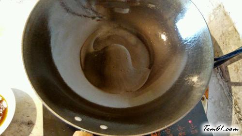 【凉拌卷心菜】