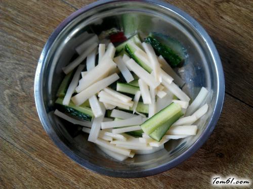 【凉拌竹笋黄瓜】