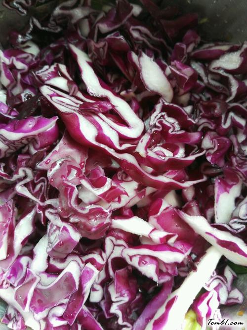 【凉拌紫甘蓝】