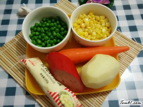 【土豆红肠沙拉】