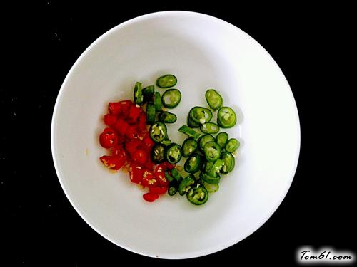 【酸辣凉拌土豆丝】