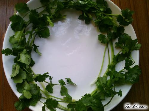 【凉拌金针菇】