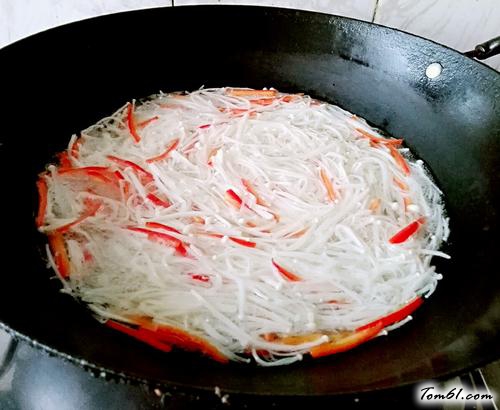 【凉拌金针菇】