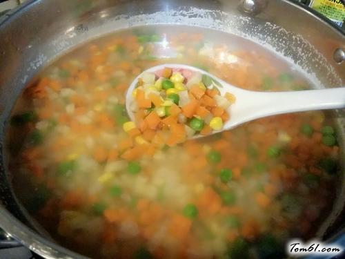 【土豆红肠沙拉】