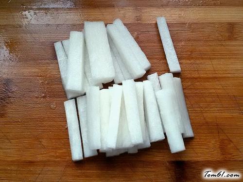 【香辣萝卜条】