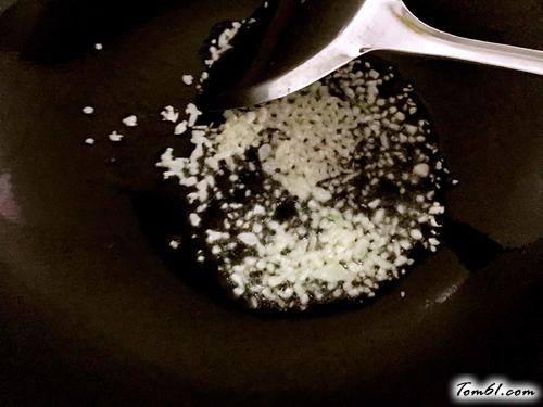 【剁椒拌藕片】