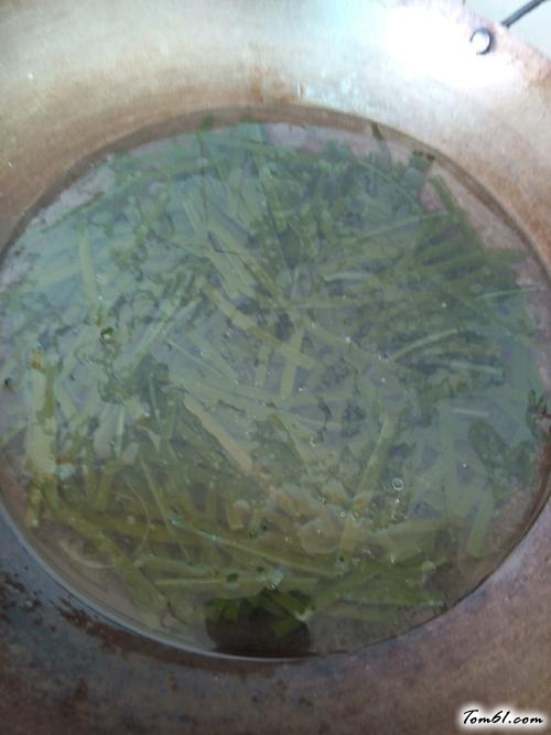 【凉拌海带丝】