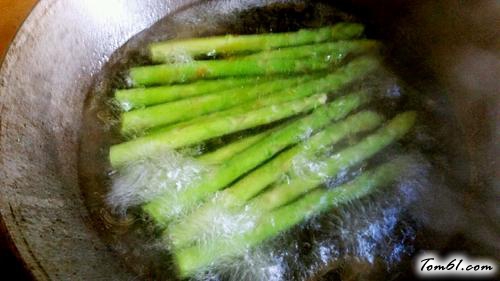 【白灼芦笋】