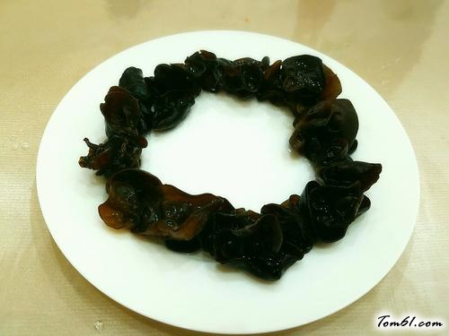 【黄瓜拌木耳】