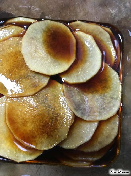 【酱香萝卜片】