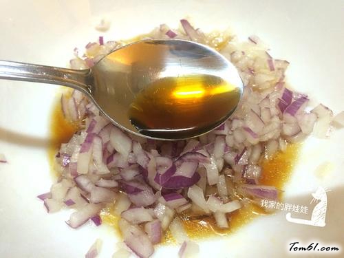 【西红柿洋葱沙拉】