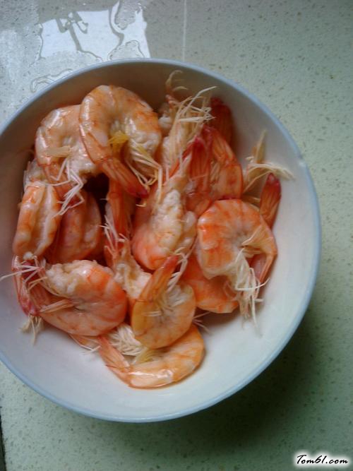 【虾尾凉豆腐】