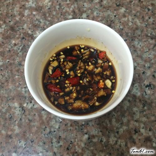 【凉拌小黄瓜】