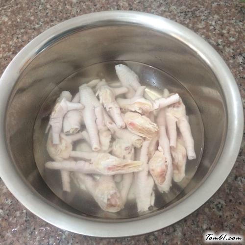 【凉拌鸡脚】